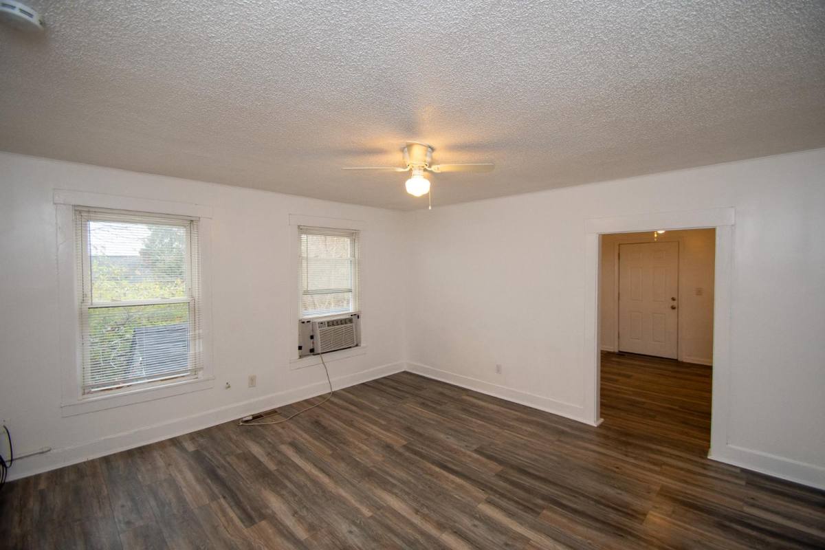Apartment for rent at 421 W Main St #2, Williamsburg, OH 45176