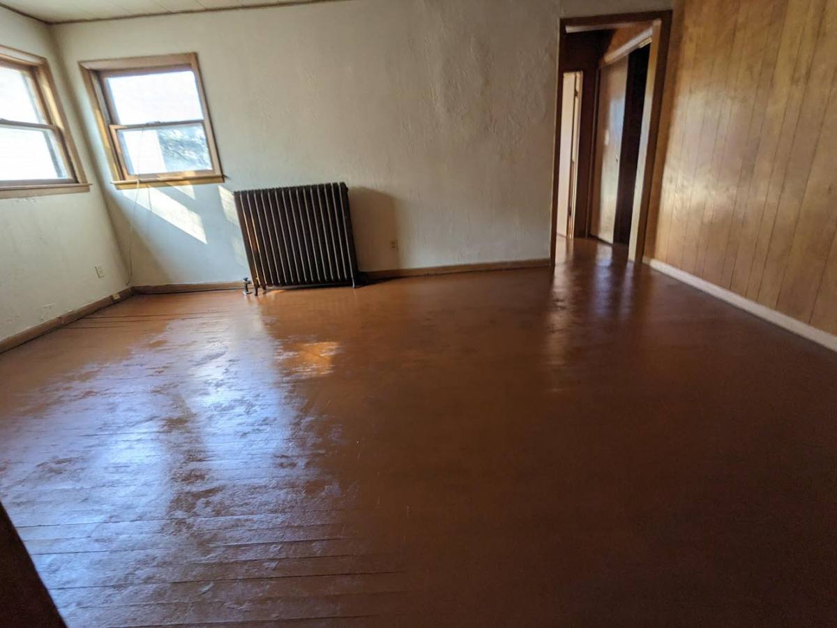 Apartment for rent at 501 W Adams St 301 S Cherry 4, Muncie, IN 47305