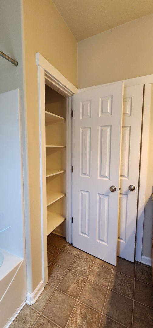 Apartment for rent at 1637 SW 53rd St, Corvallis, OR 97333
