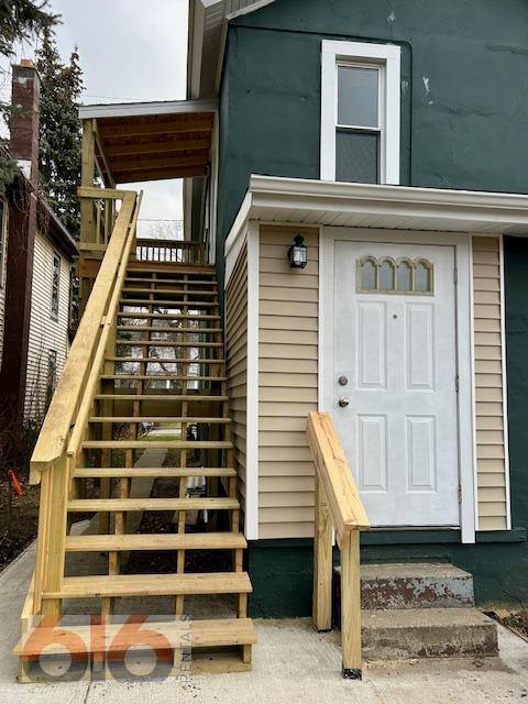 Apartment for rent at 1249 Davis Ave NW #1, Grand Rapids, MI 49504