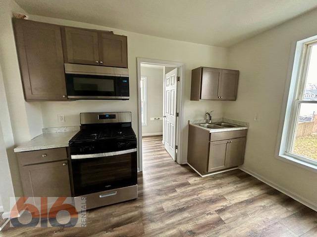 Apartment for rent at 1249 Davis Ave NW #1, Grand Rapids, MI 49504