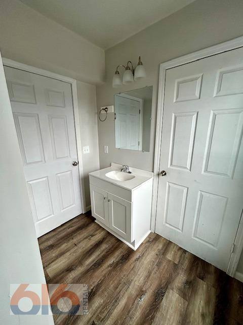 Apartment for rent at 1249 Davis Ave NW #1, Grand Rapids, MI 49504