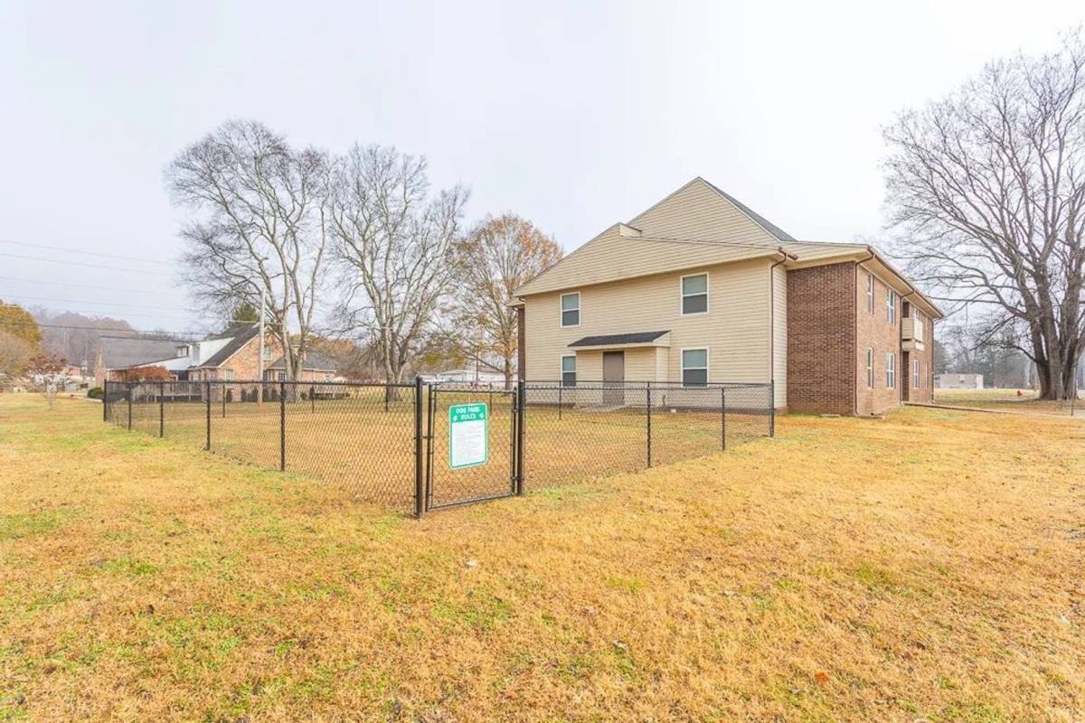 Apartment for rent at 500 Cumberland Ave, Jasper, TN 37347