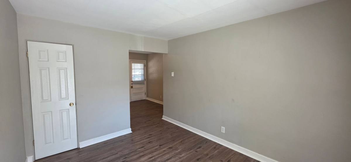 Apartment for rent at 735 Syracuse Ave, Saint Louis, MO 63130