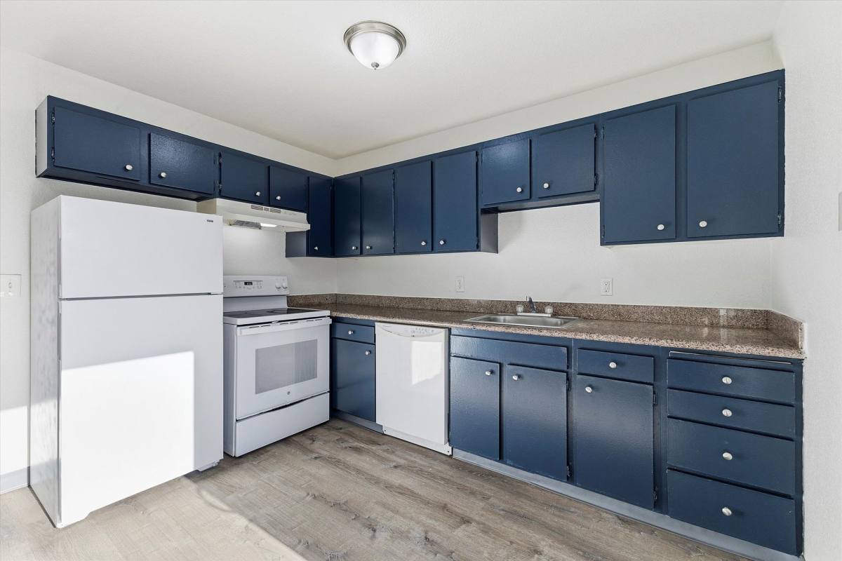 Apartment for rent at 615 SE 187th Ave, Portland, OR 97233