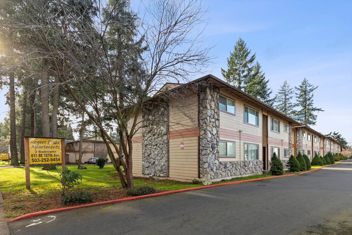 Apartment for rent at 615 SE 187th Ave, Portland, OR 97233