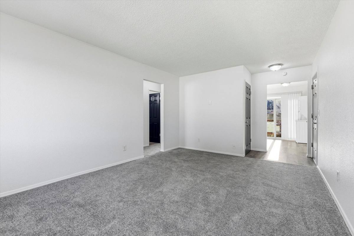 Apartment for rent at 615 SE 187th Ave, Portland, OR 97233