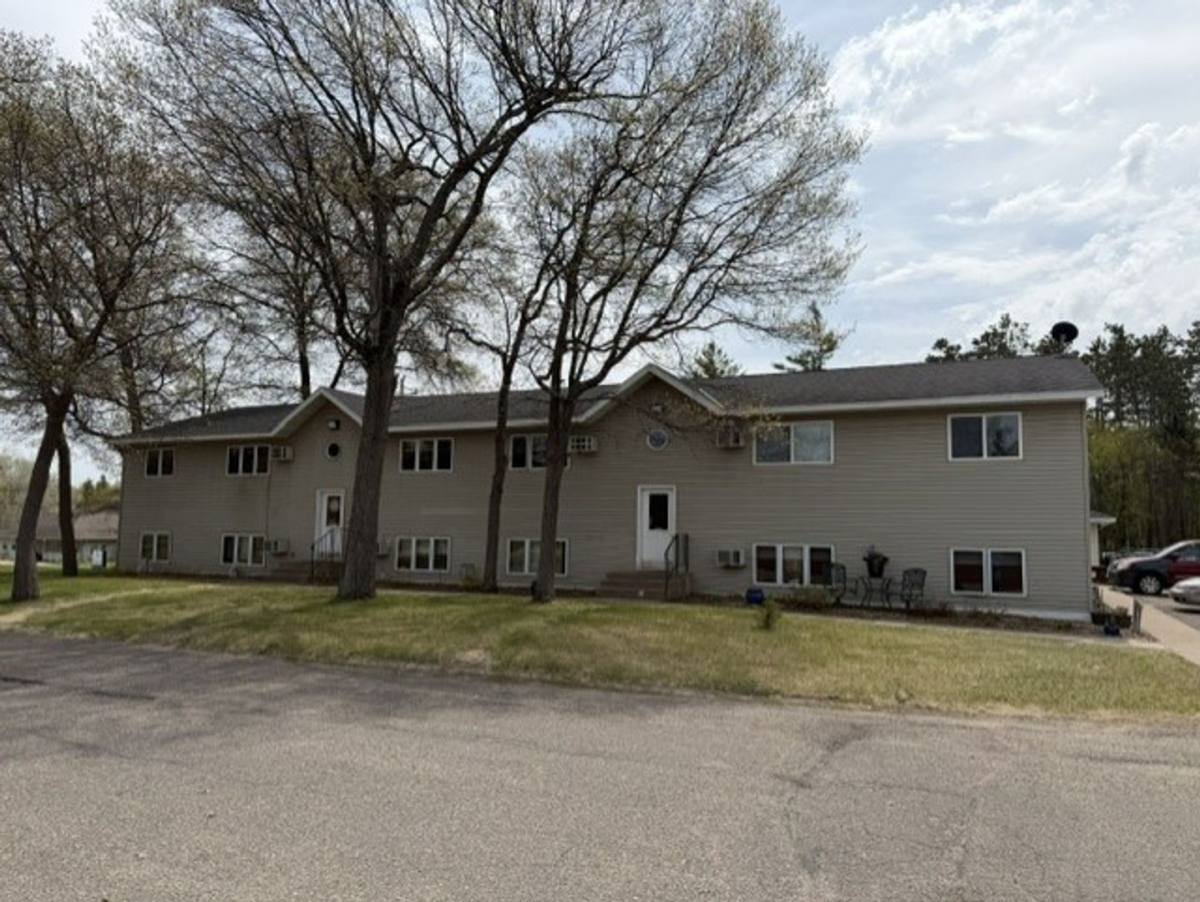 Apartment for rent at 2414 Greenwood St, Brainerd, MN 56401