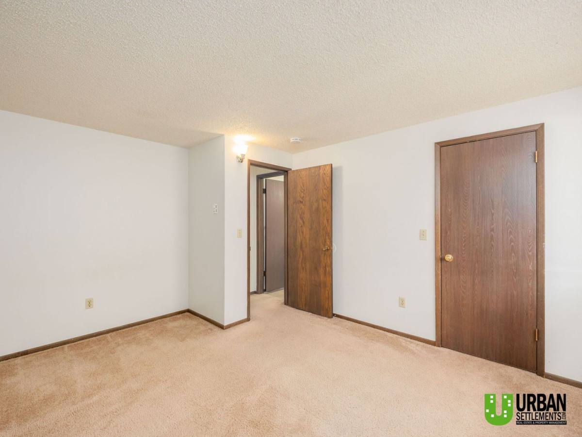 Apartment for rent at 921 E Nora Ave, Spokane, WA 99207