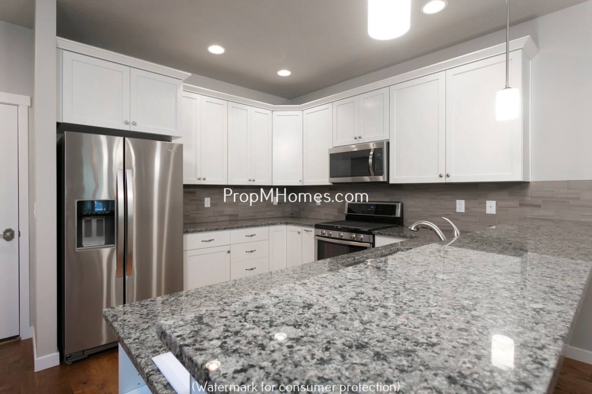 House for rent at 29017 SW Villebois Dr, Wilsonville, OR 97070