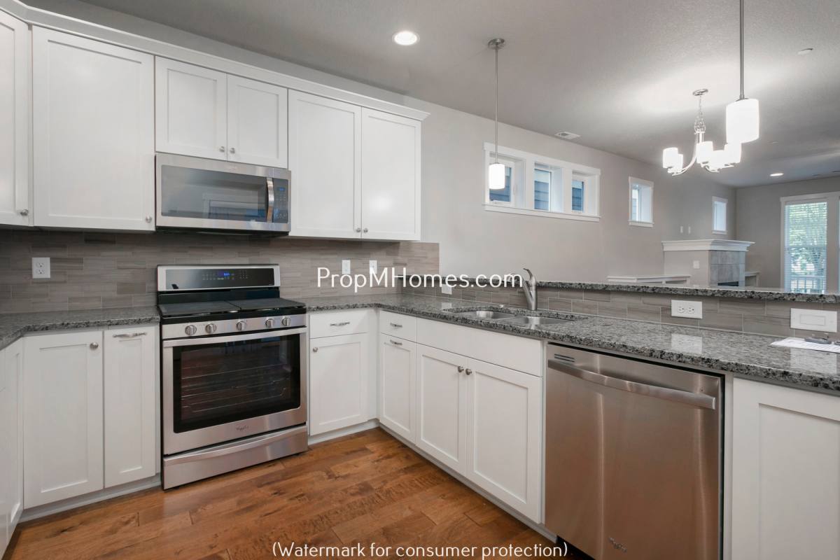 House for rent at 29017 SW Villebois Dr, Wilsonville, OR 97070