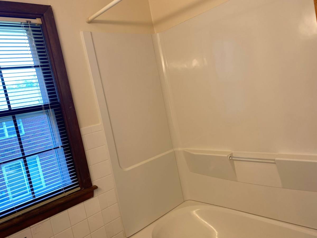Townhouse for rent at 1904 Douglas Ave, Ames, IA 50010
