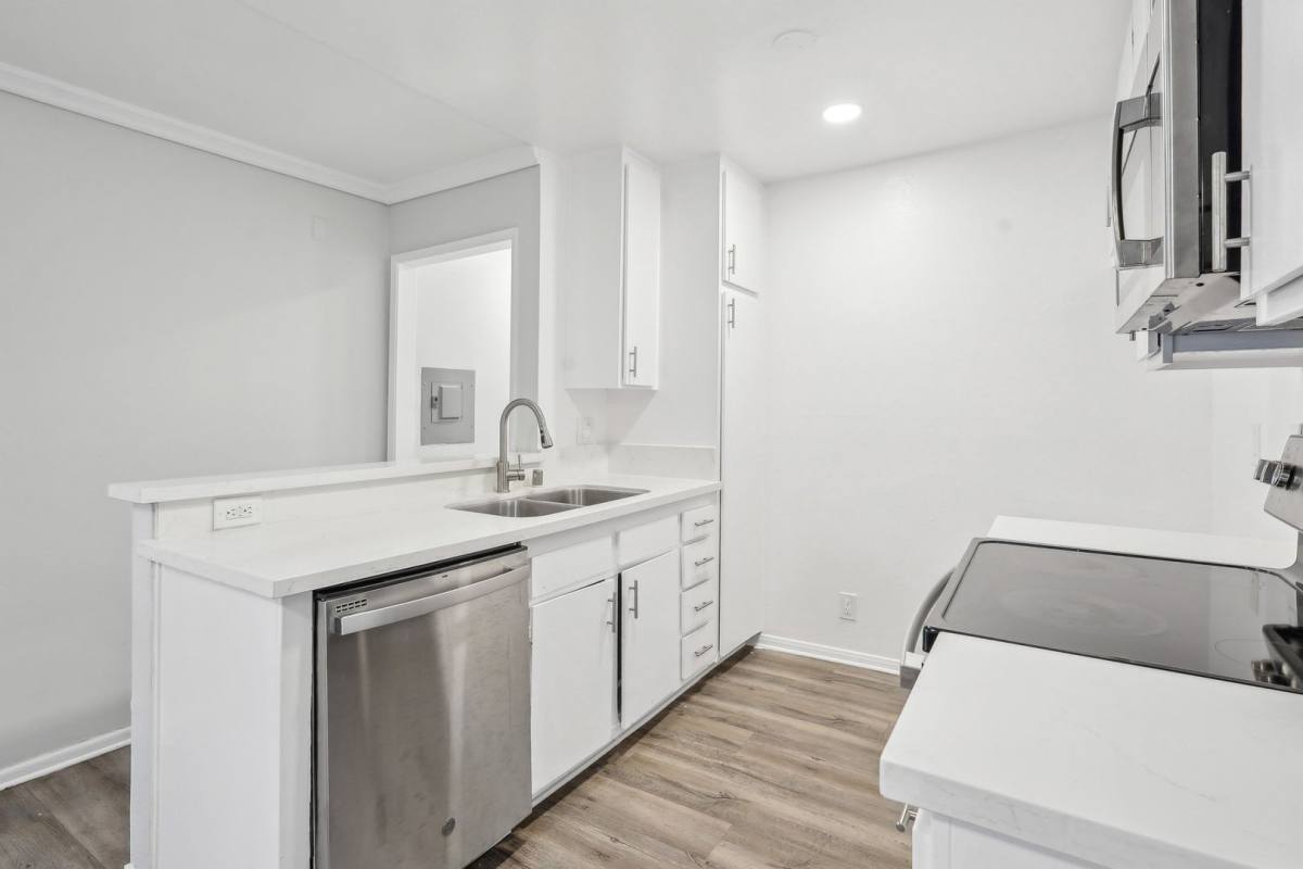 Apartment for rent at 4444 Ensign Ave, North Hollywood, CA 91602