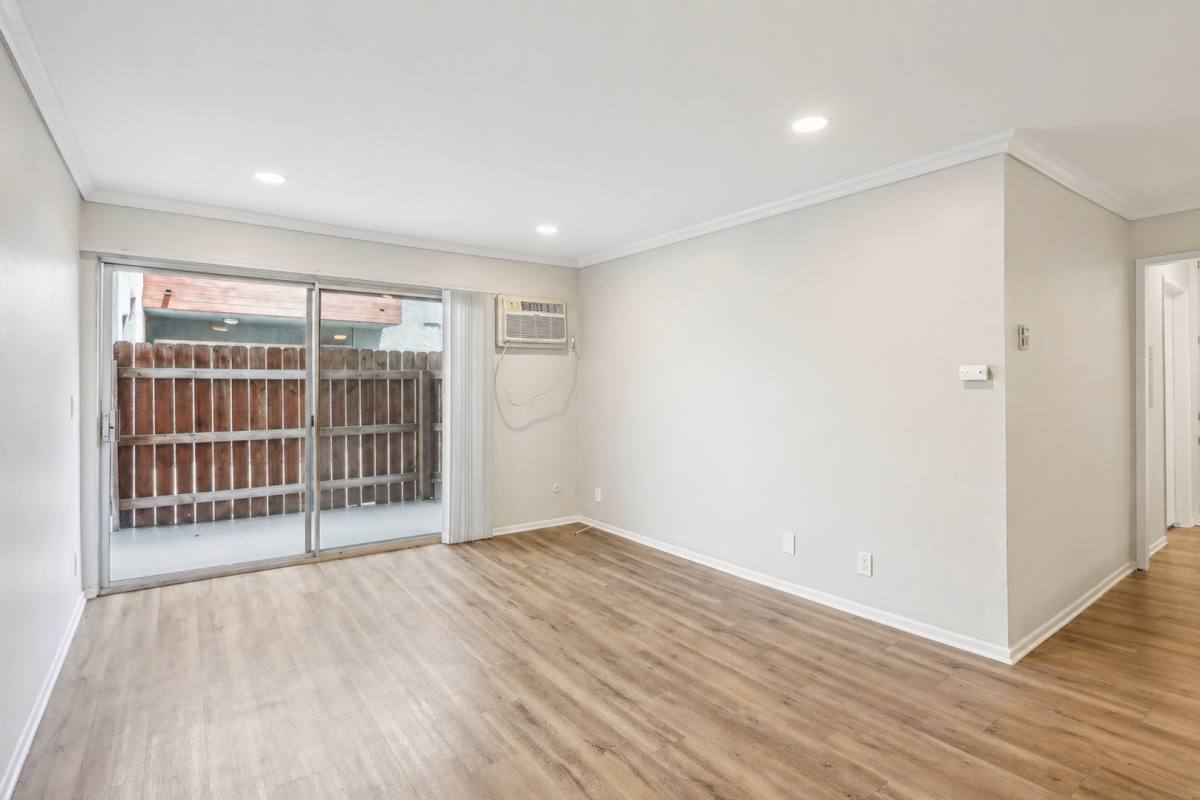 Apartment for rent at 4444 Ensign Ave, North Hollywood, CA 91602