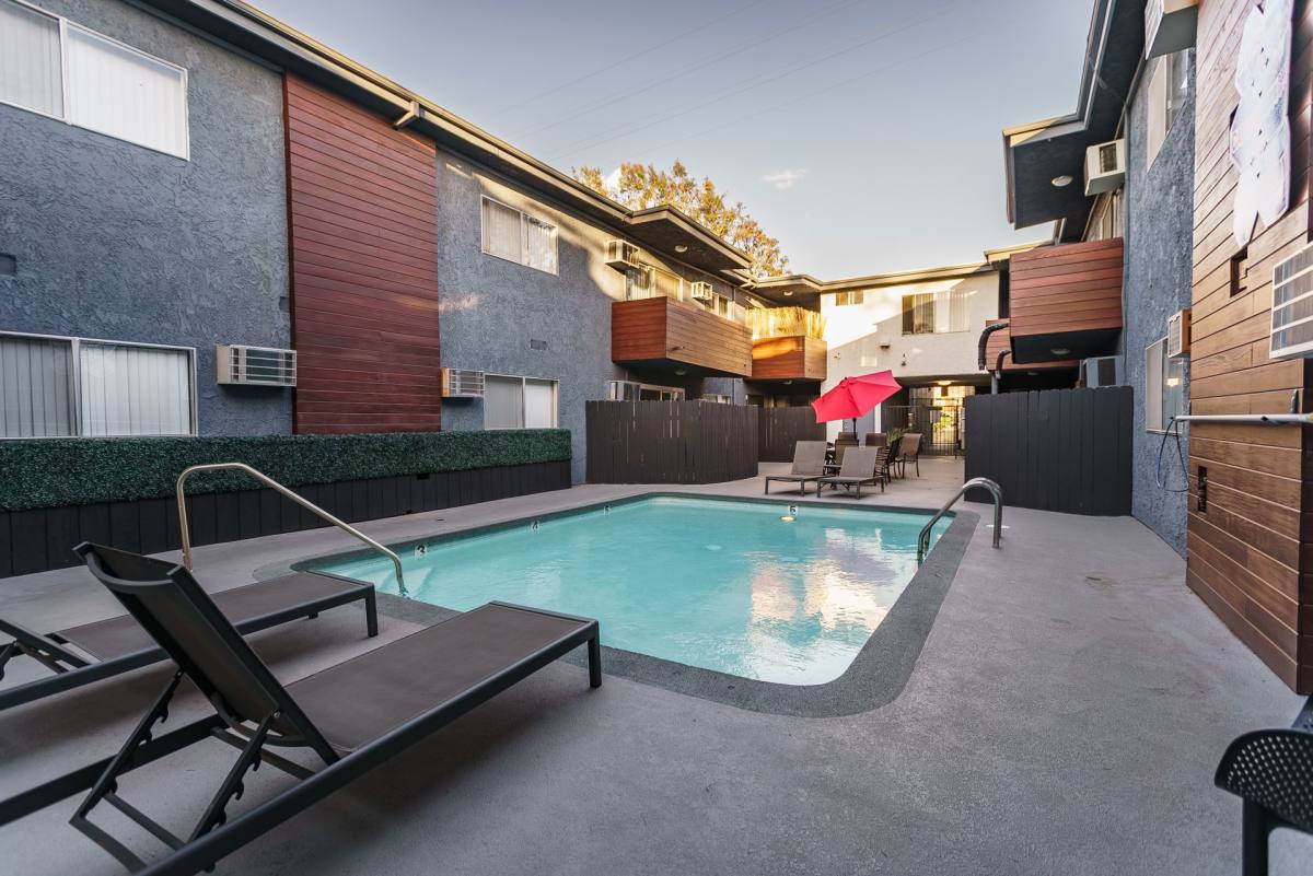 Apartment for rent at 4444 Ensign Ave, North Hollywood, CA 91602