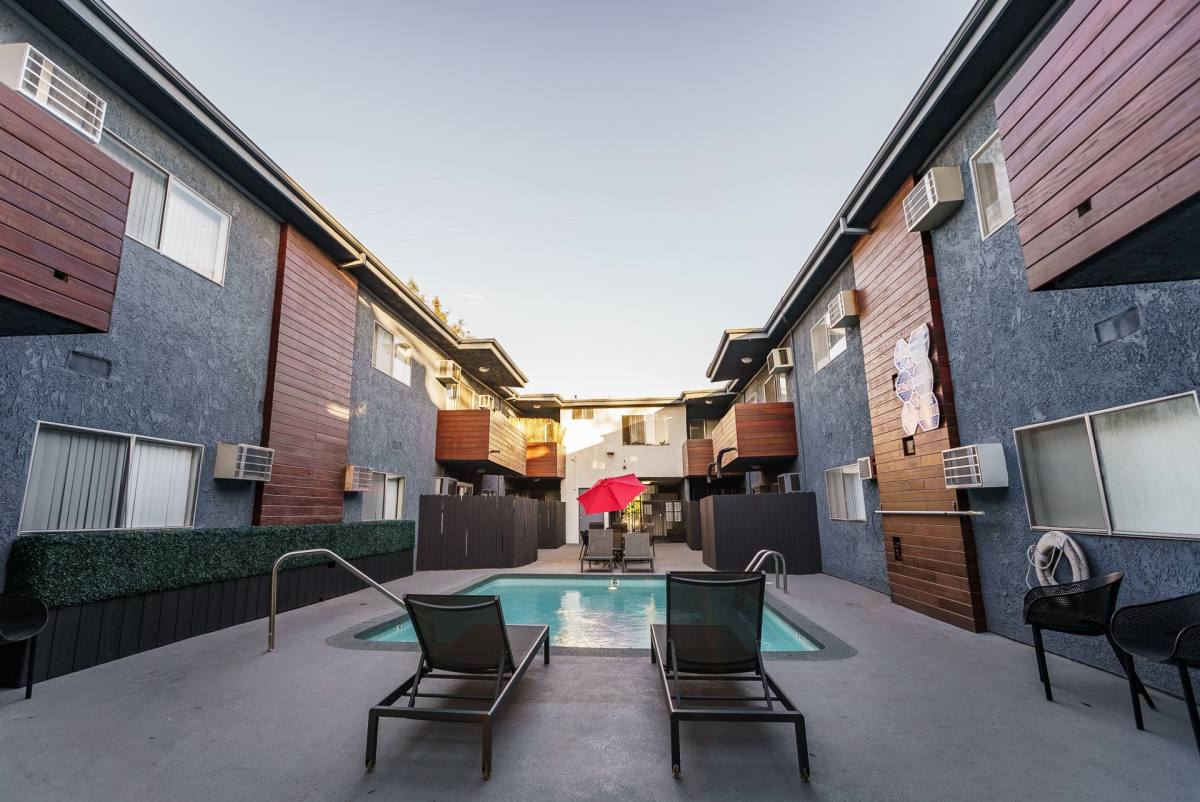 Apartment for rent at 4444 Ensign Ave, North Hollywood, CA 91602