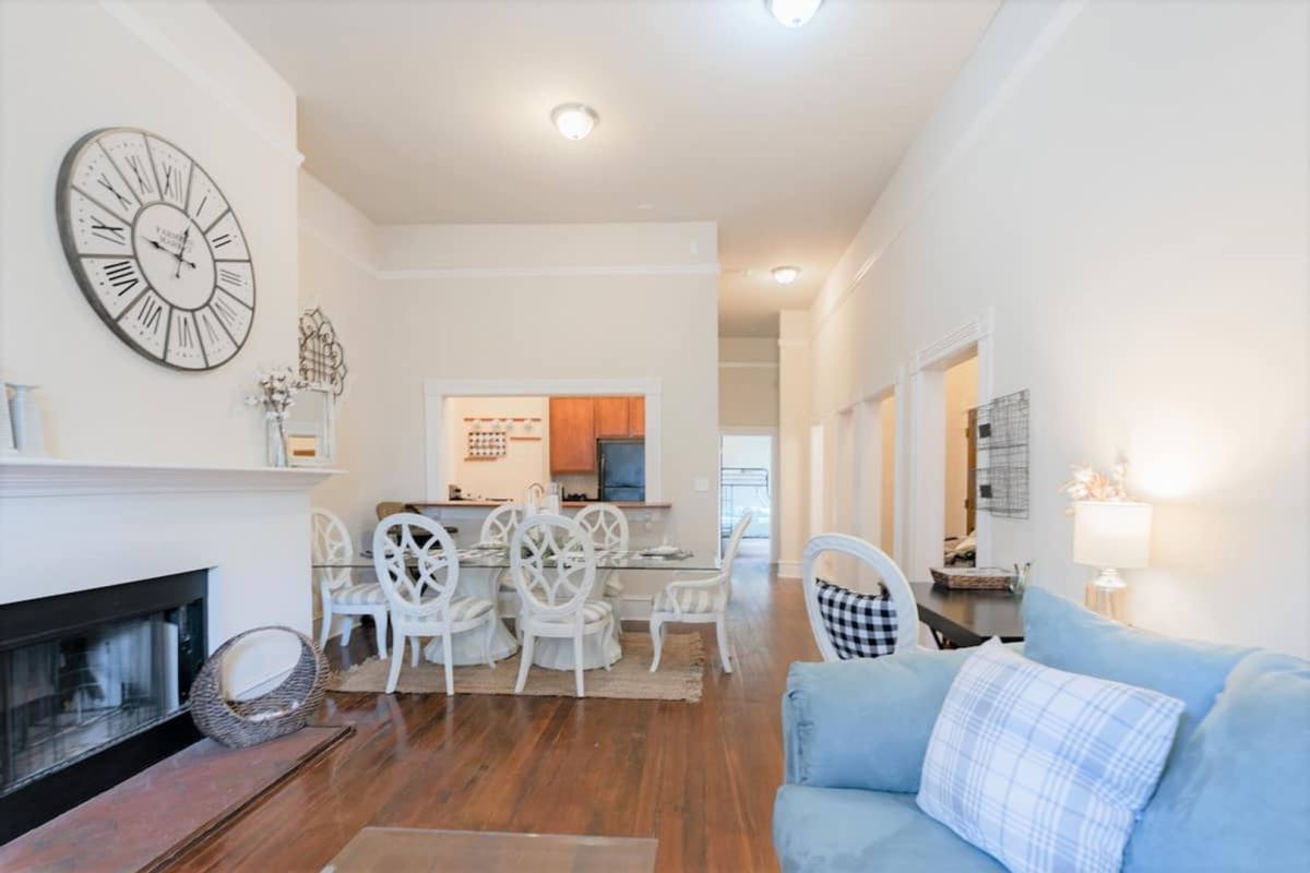 Apartment for rent at 214 E 32nd St, Savannah, GA 31401