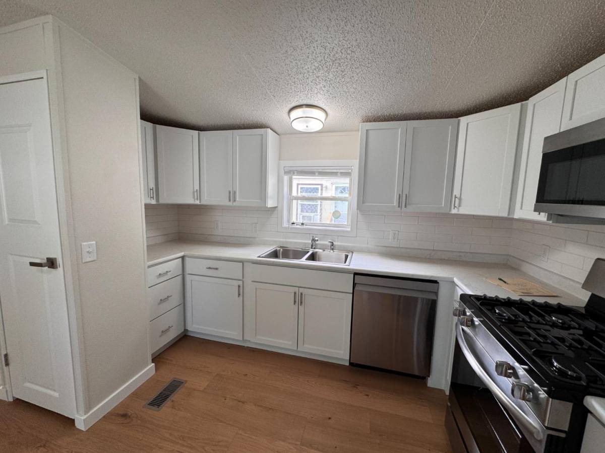 House for rent at 1015 27th St SE 37 Rd, Minot, ND 58701
