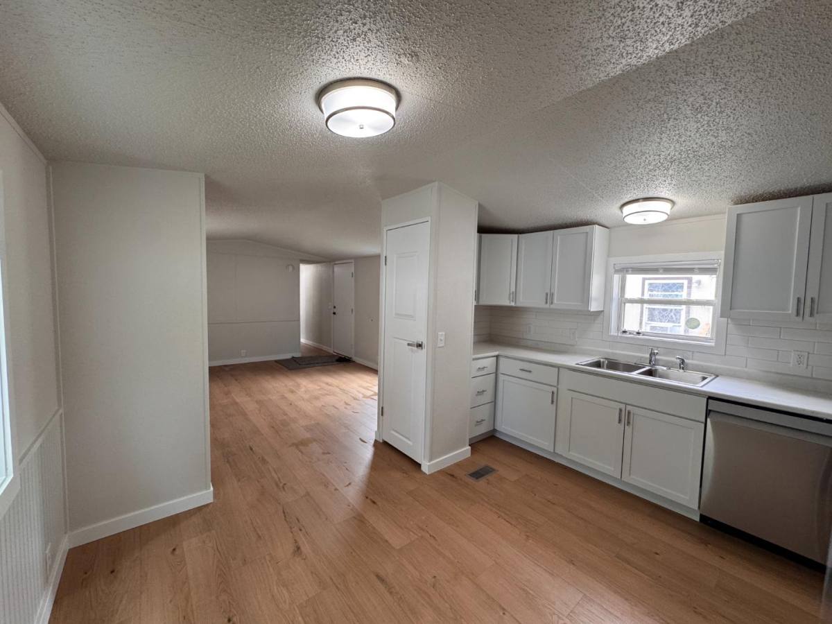 House for rent at 1015 27th St SE 37 Rd, Minot, ND 58701