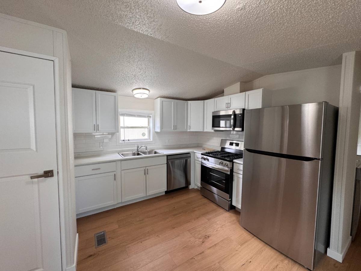 House for rent at 1015 27th St SE 37 Rd, Minot, ND 58701