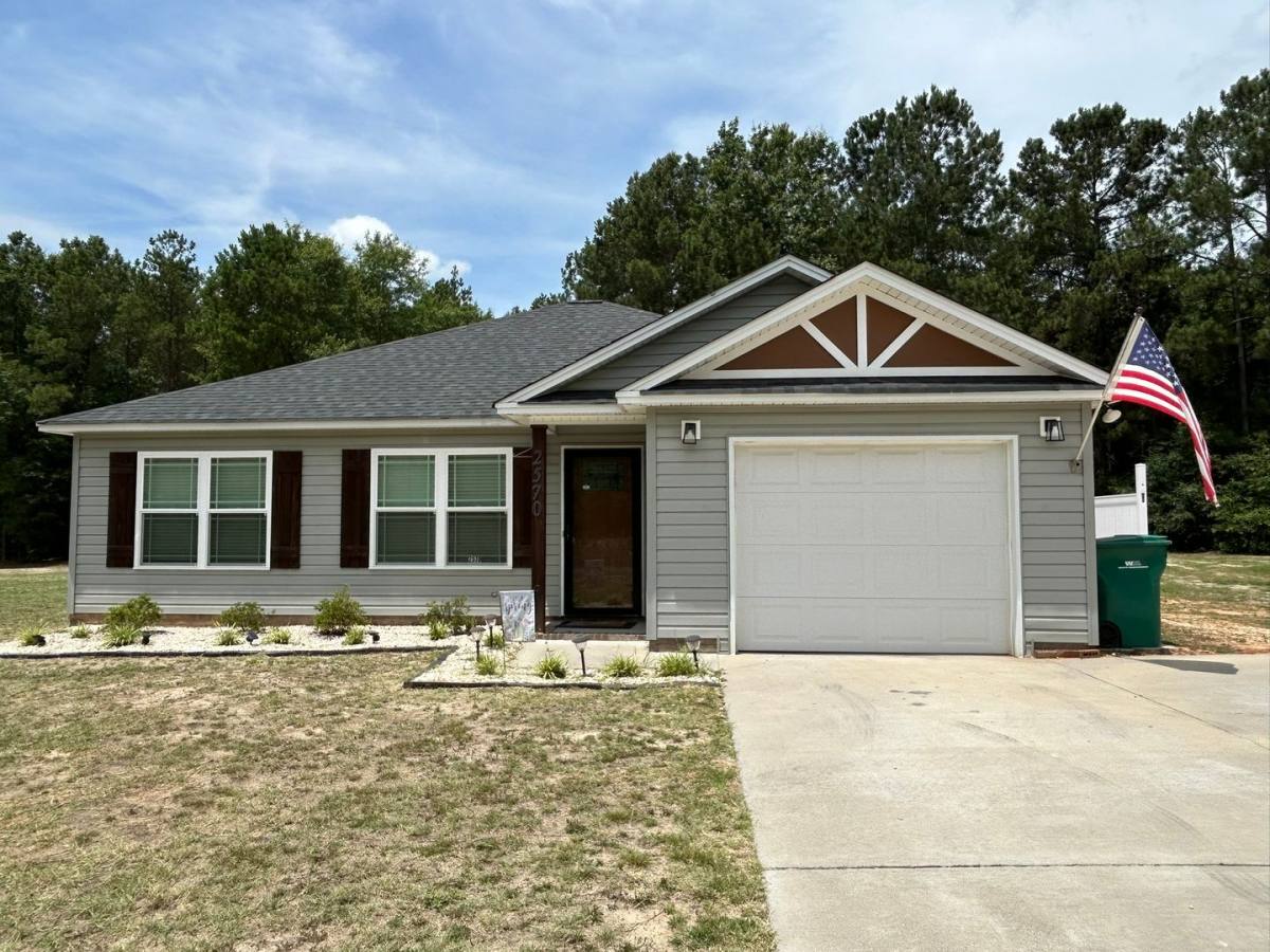 House for rent at 2570 Tindal Rd, Sumter, SC 29150