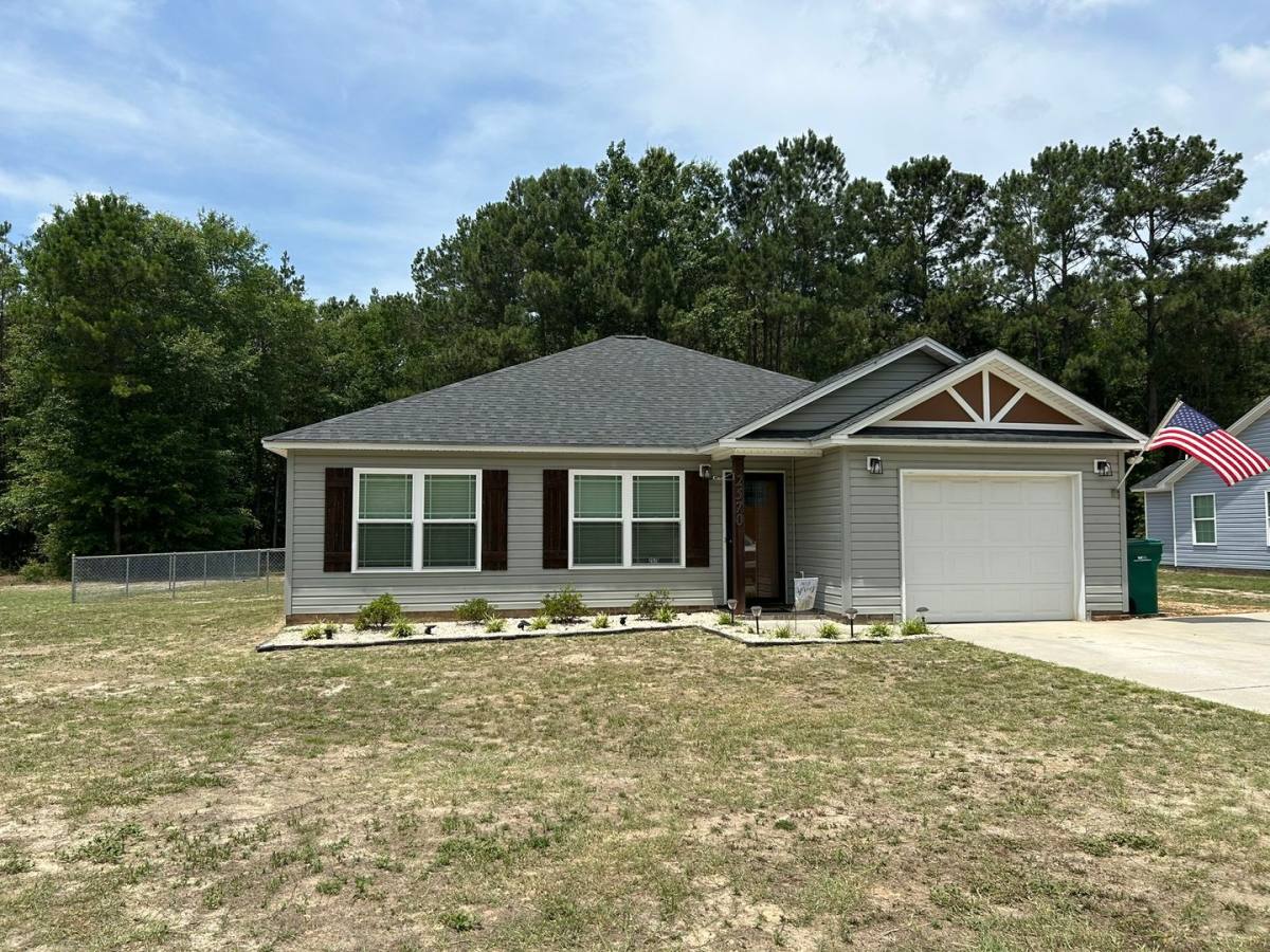 House for rent at 2570 Tindal Rd, Sumter, SC 29150