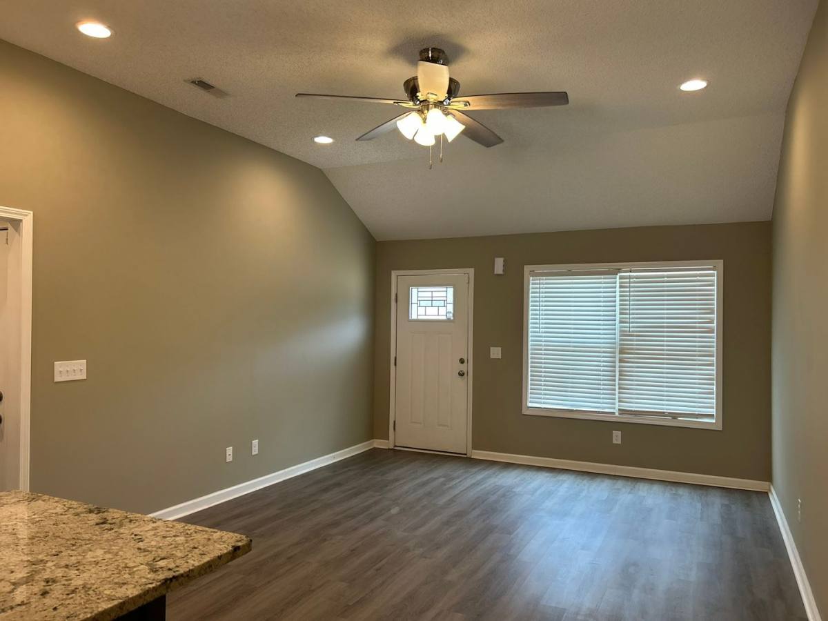 House for rent at 2570 Tindal Rd, Sumter, SC 29150