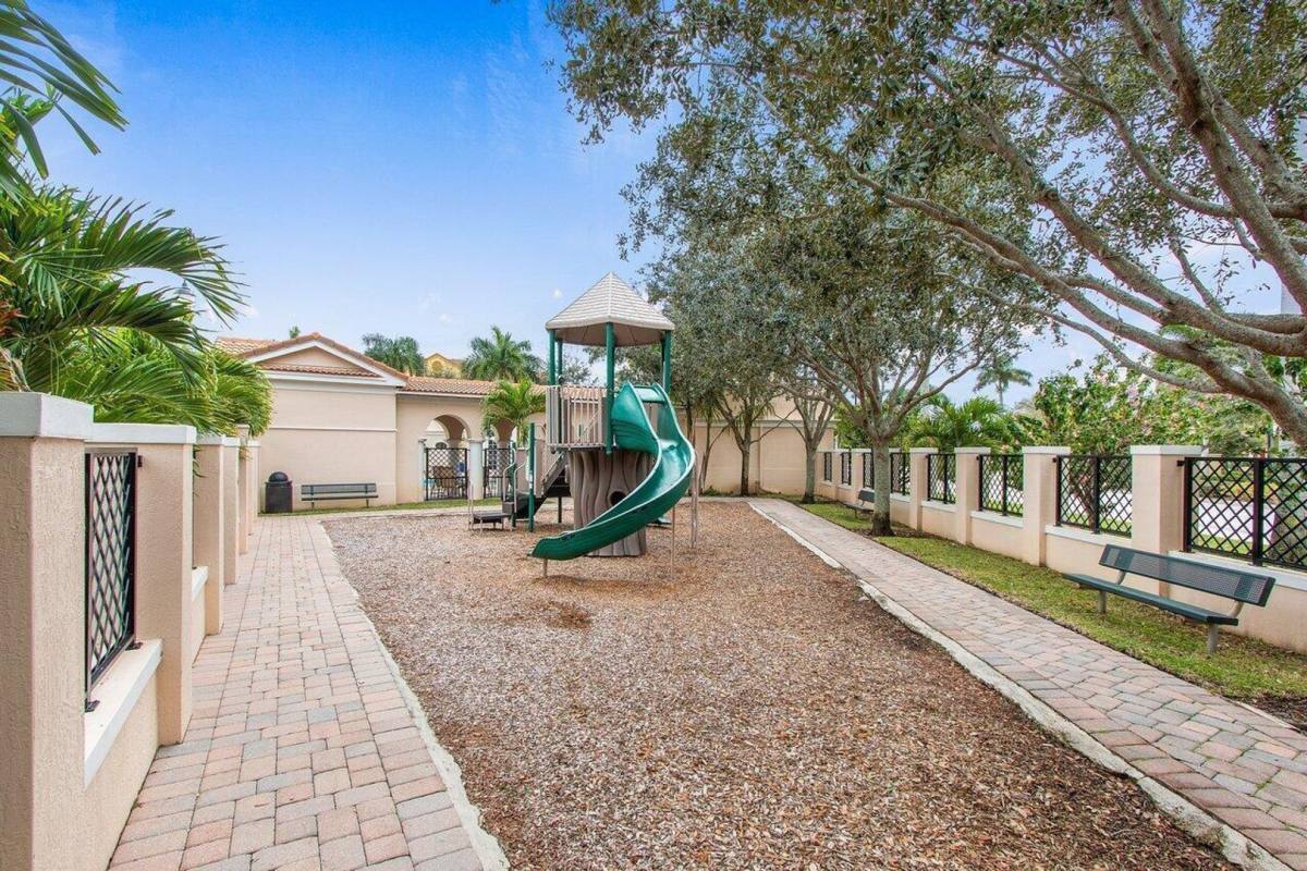 Townhouse for rent at 8343 NW 8th Terrace, Boca Raton, FL 33487