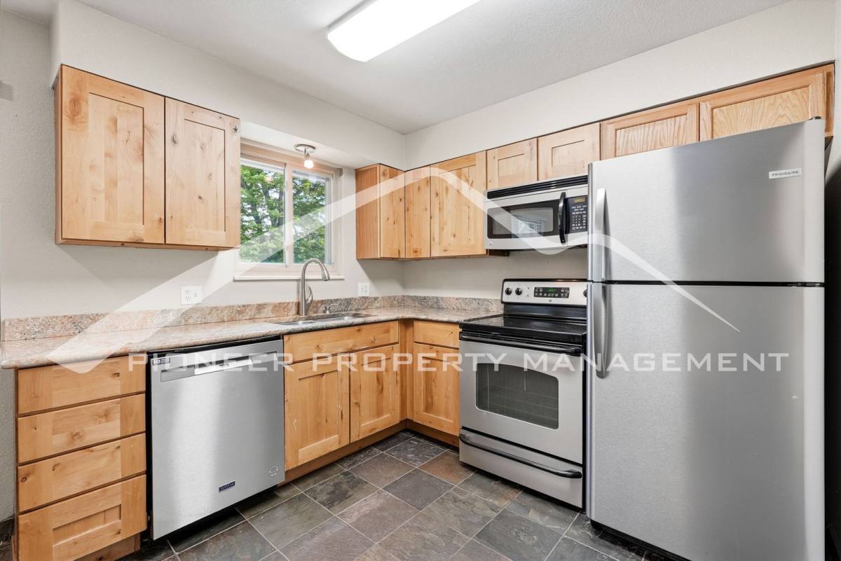House for rent at 6801 W 32nd Ave, Wheat Ridge, CO 80033