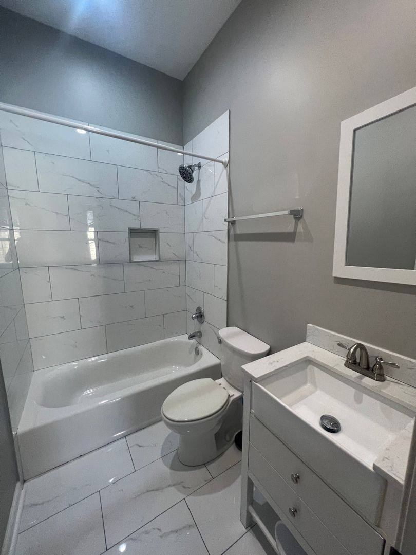 Townhouse for rent at 7522 Burthe St, New Orleans, LA 70118