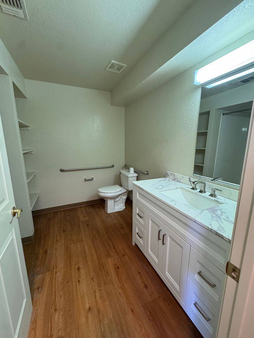 Apartment for rent at 102 Richardson Dr, Grass Valley, CA 95945