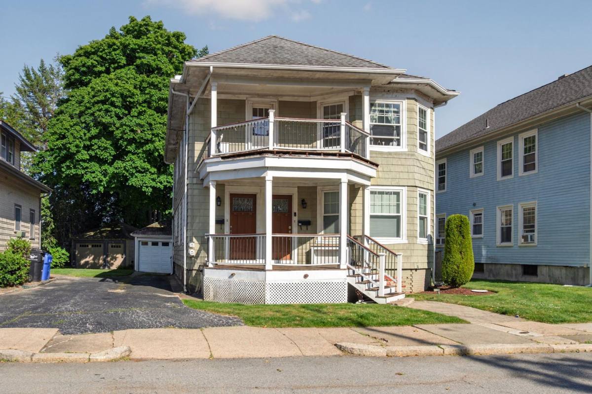 Apartment for rent at 132 Raleigh Ave, Pawtucket, RI 02860