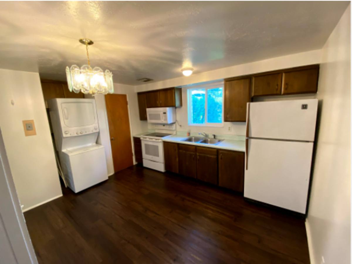 Apartment for rent at 31 S 100 E, Kaysville, UT 84037