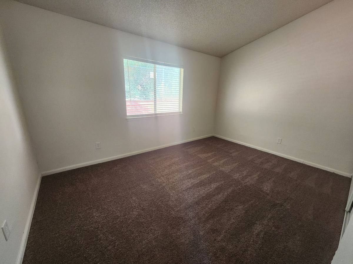 Apartment for rent at 73512 Sun Valley Dr, Twentynine Palms, CA 92277