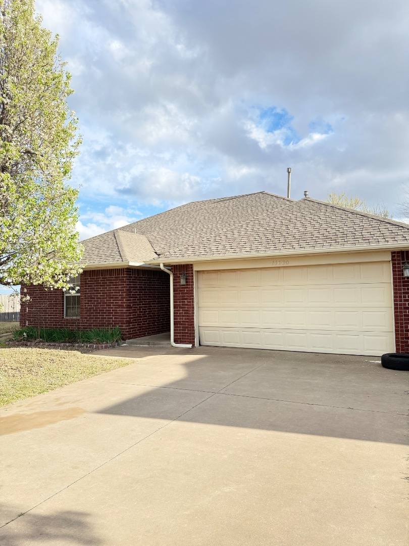 House for rent at 11000 SW 8th St, Yukon, OK 73099
