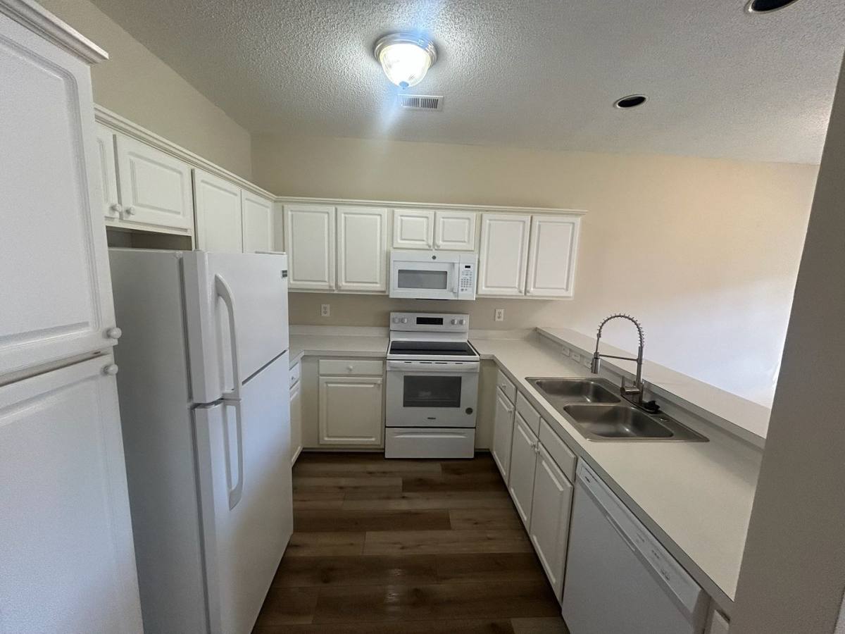 Apartment for rent at 6308 Sweetwater Blvd, Murrells Inlet, SC 29576