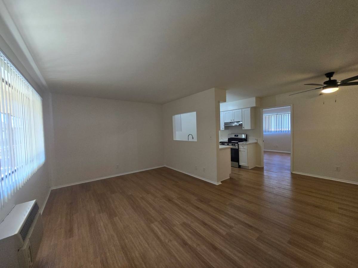 Apartment for rent at 1815-1821 Scott Rd, Burbank, CA 91504