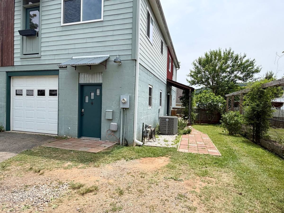 House for rent at 1500 Meridian St, Charlottesville, VA 22902