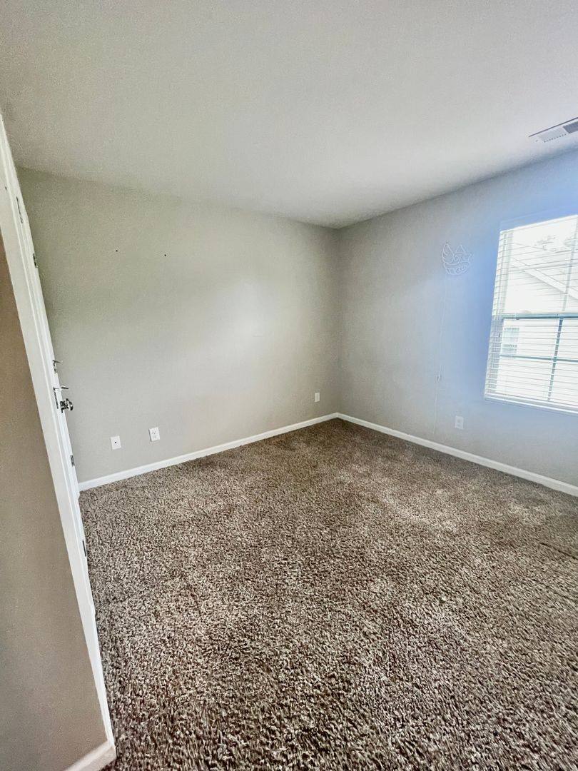 House for rent at 1214 Oak Haven Dr, Salisbury, NC 28146