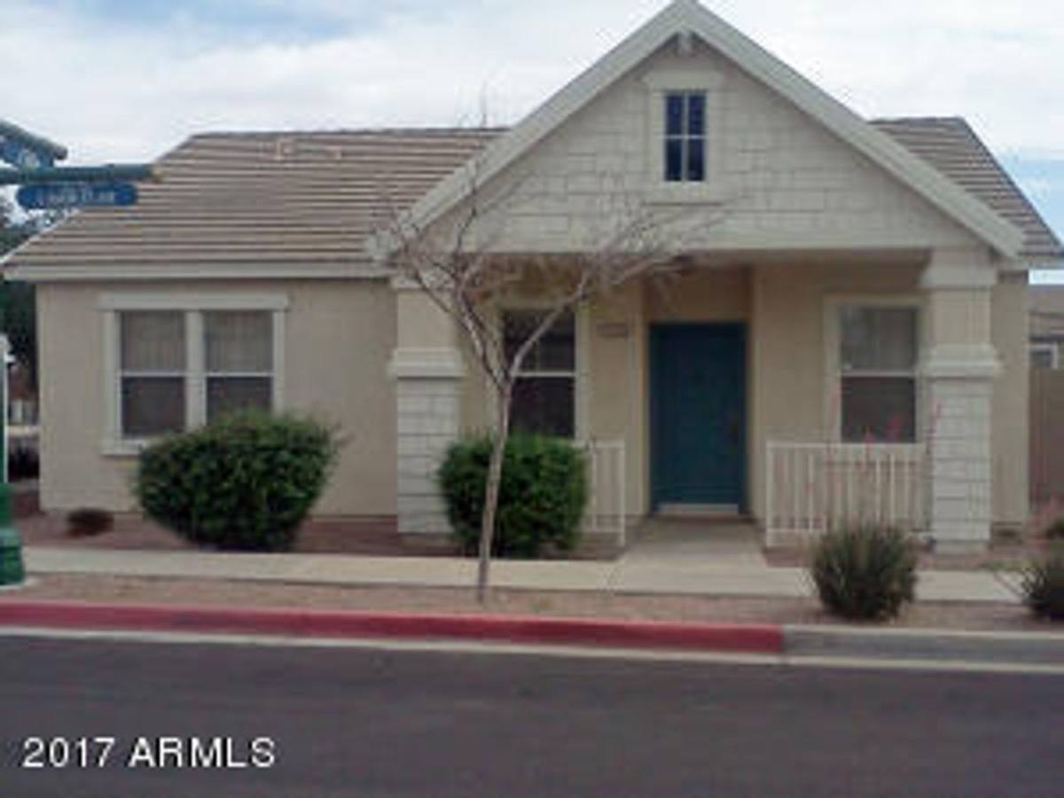 House for rent at 8749 E Knowles Ave, Mesa, AZ 85209