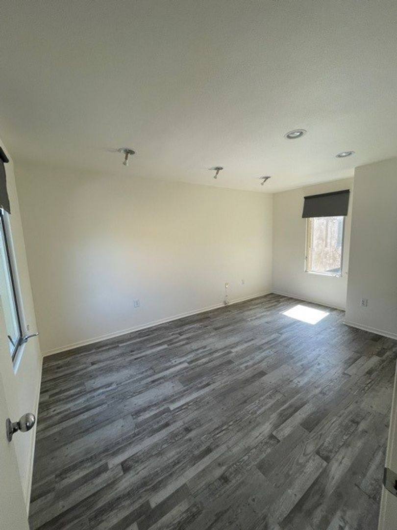 Townhouse for rent at 1601 Kettner, San Diego, CA 92101