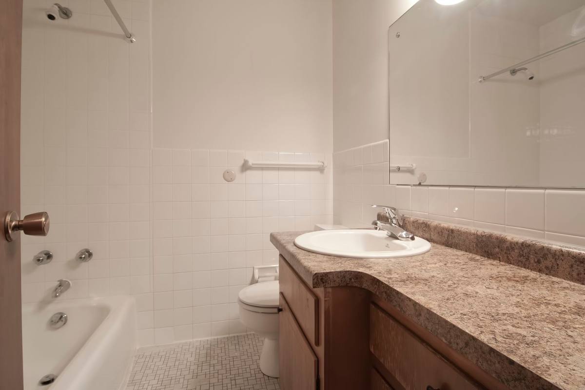 Apartment for rent at 515 Cleveland Ave S, Saint Paul, MN 55116