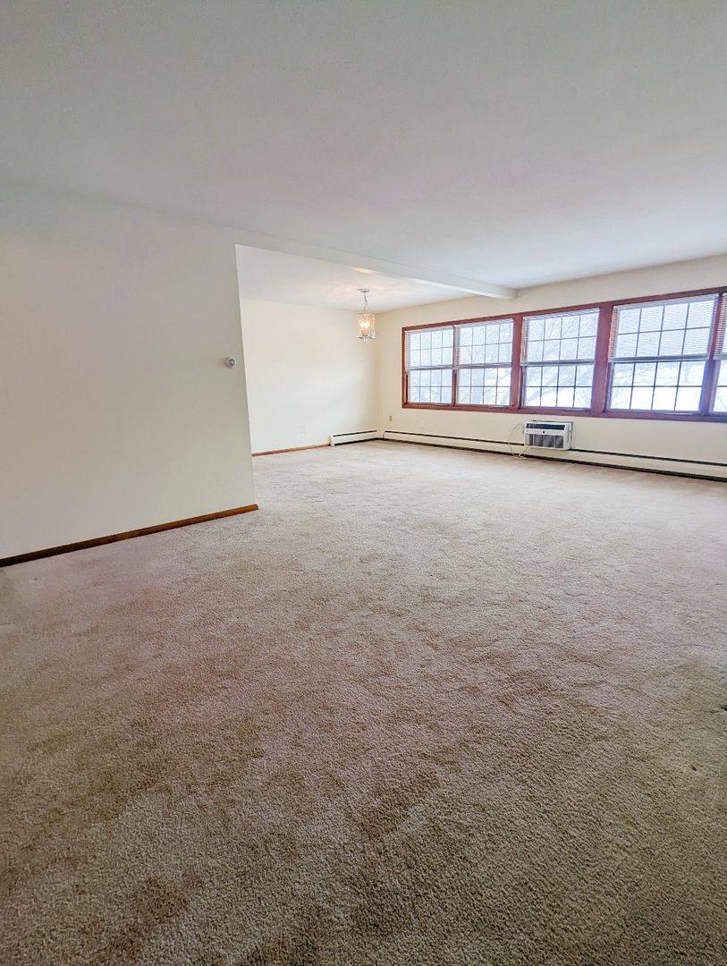 Apartment for rent at 515 Cleveland Ave S, Saint Paul, MN 55116