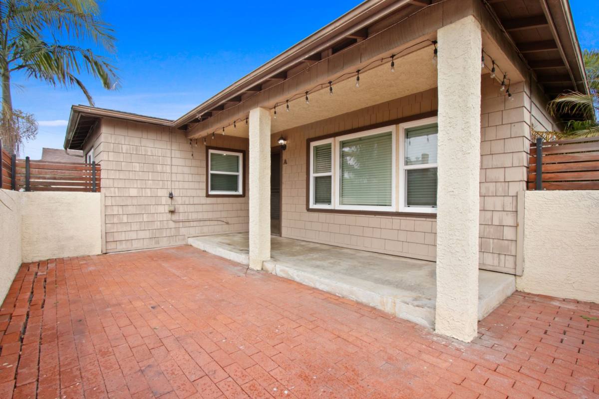Apartment for rent at 16842 Hoskins Lane #A, Huntington Beach, CA 92649