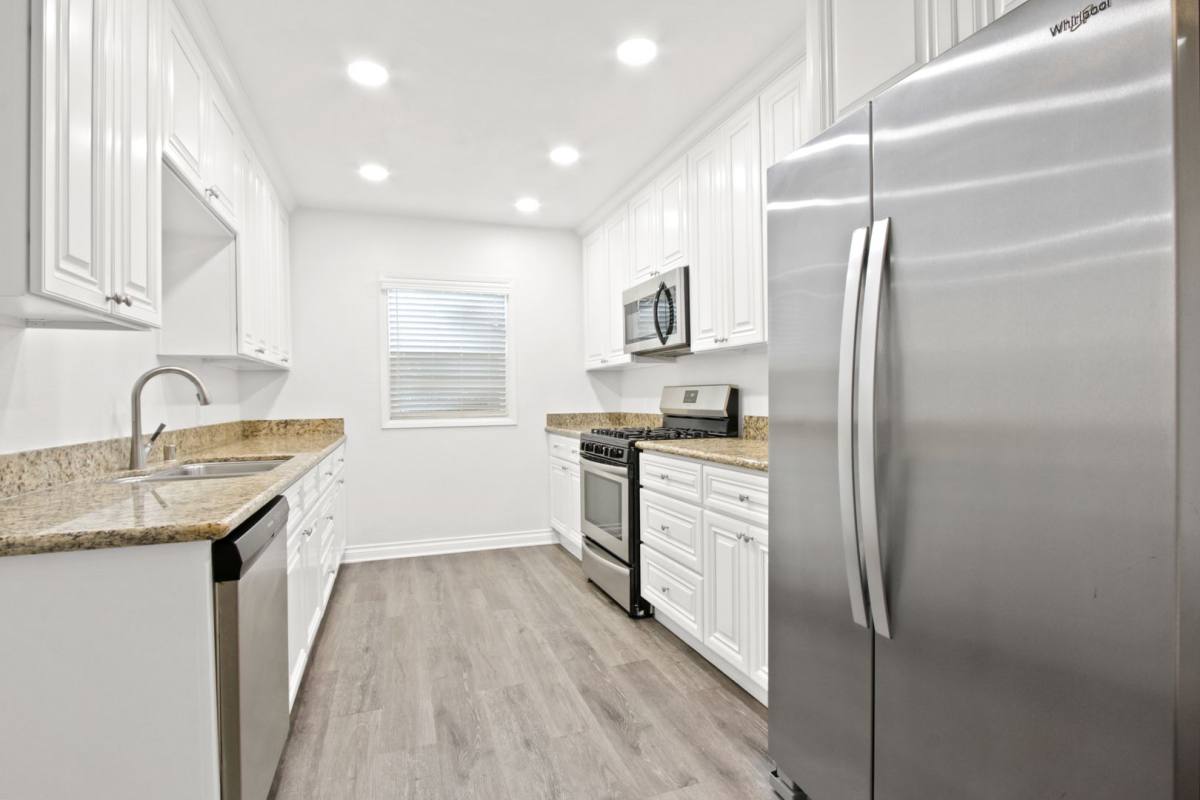 Apartment for rent at 16842 Hoskins Lane #A, Huntington Beach, CA 92649