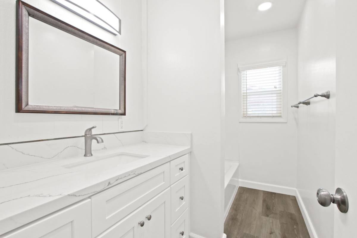 Apartment for rent at 16842 Hoskins Lane #A, Huntington Beach, CA 92649
