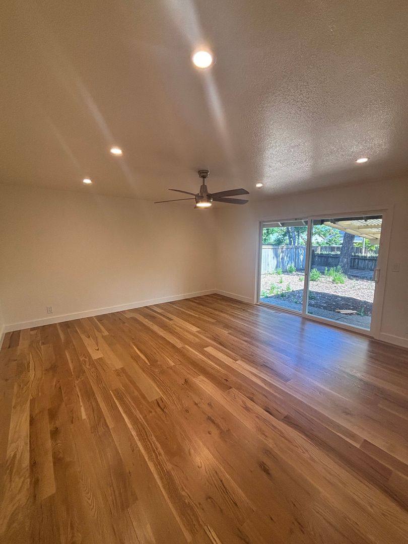 House for rent at 2227 Gainsborough Ave, Santa Rosa, CA 95405