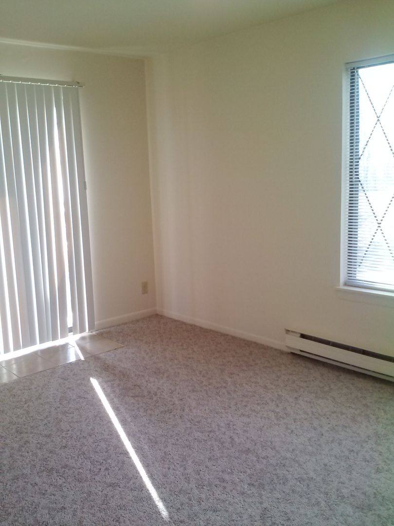 Apartment for rent at 3344 Marina Rd, South Milwaukee, WI 53172