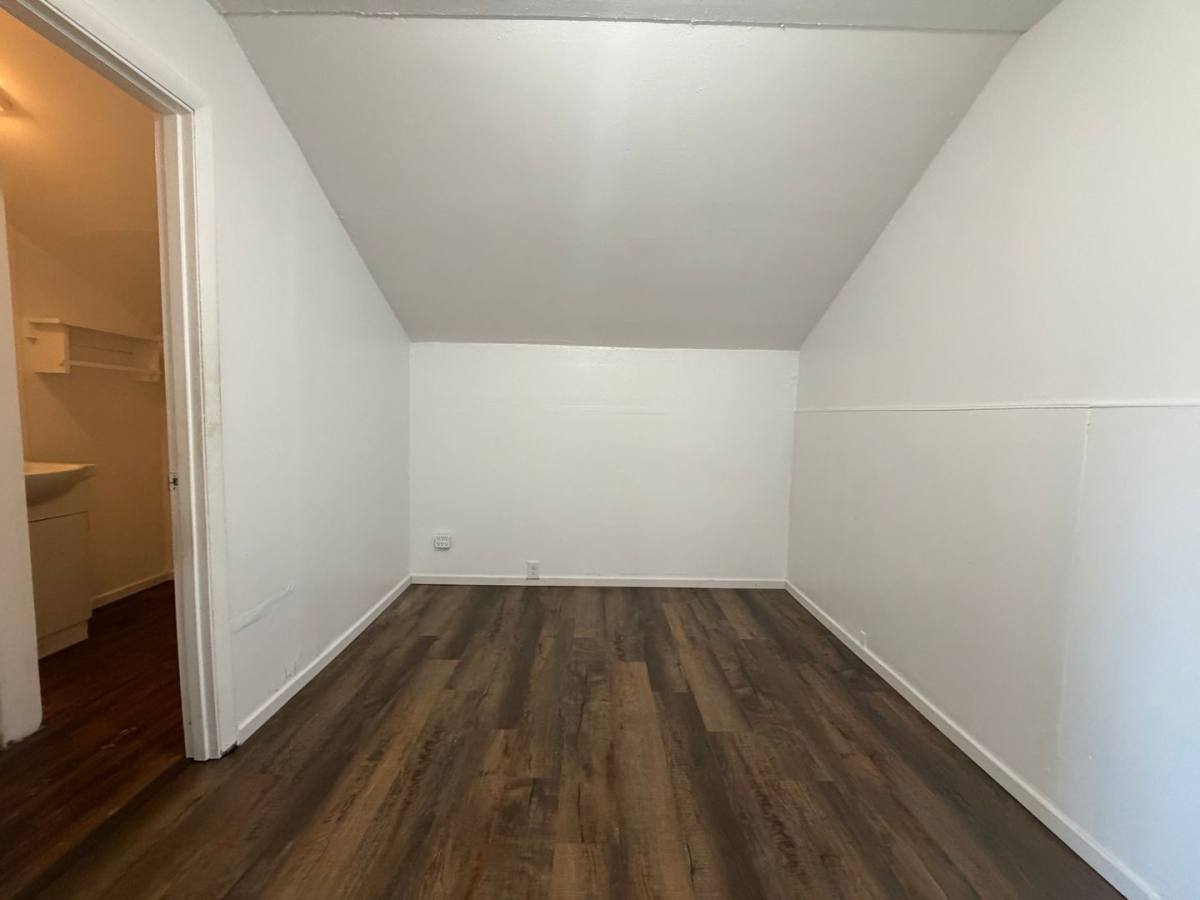 Apartment for rent at 209 W Main St, Lisbon, IA 52253