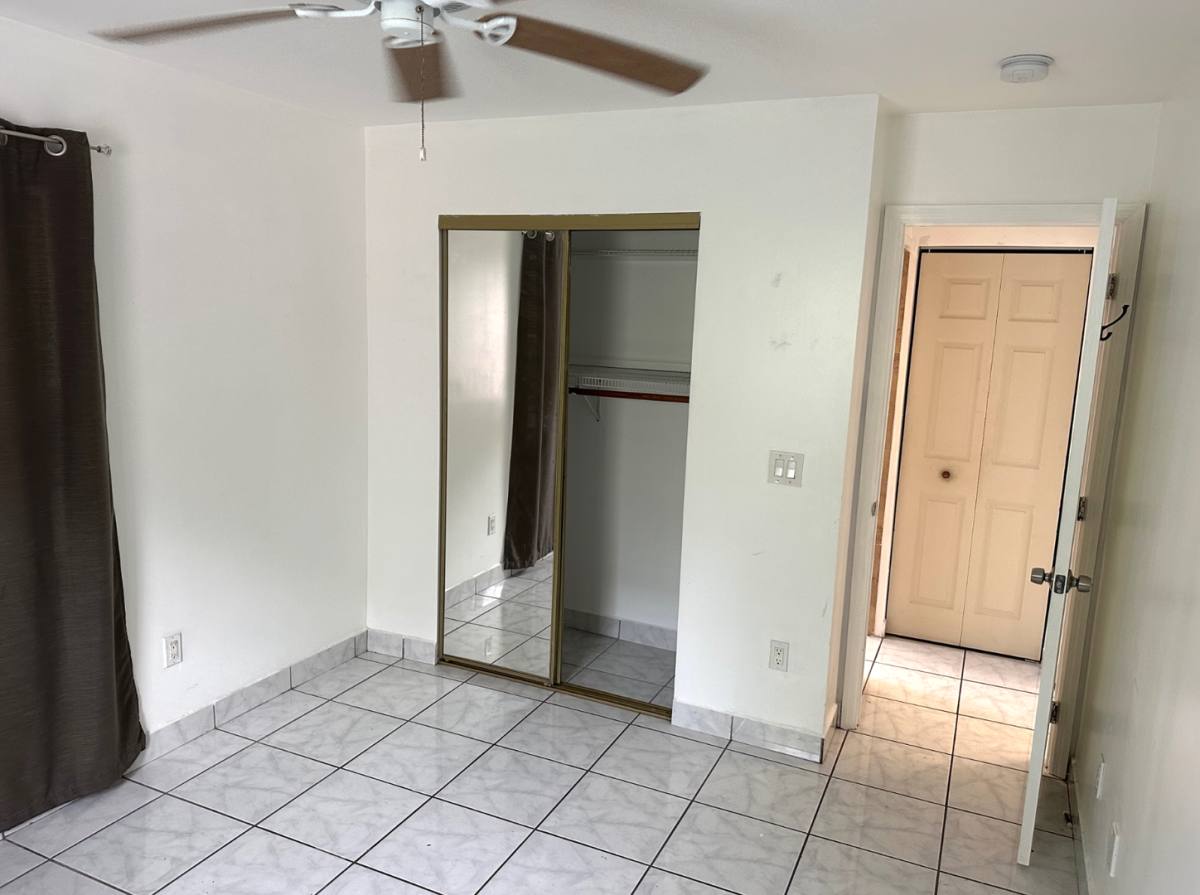 Townhouse for rent at 31 SW 10 St, Dania, FL 33004